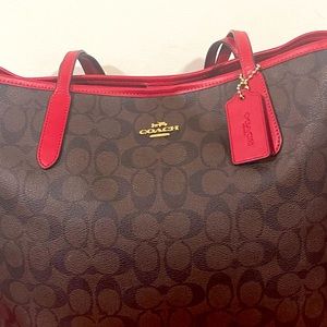 Coach Gently used large authentic “bucket “ purse.(2021)